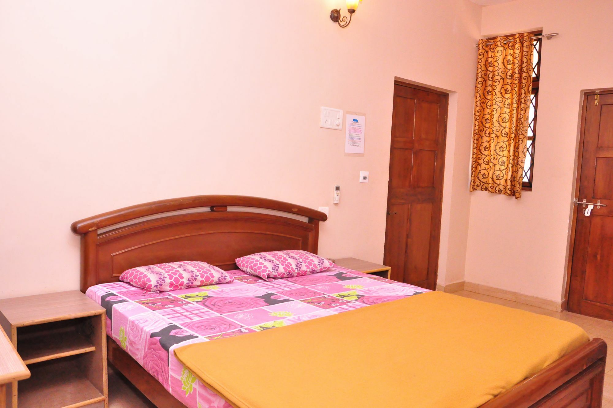 Anjuna Blue Resort Luaran gambar