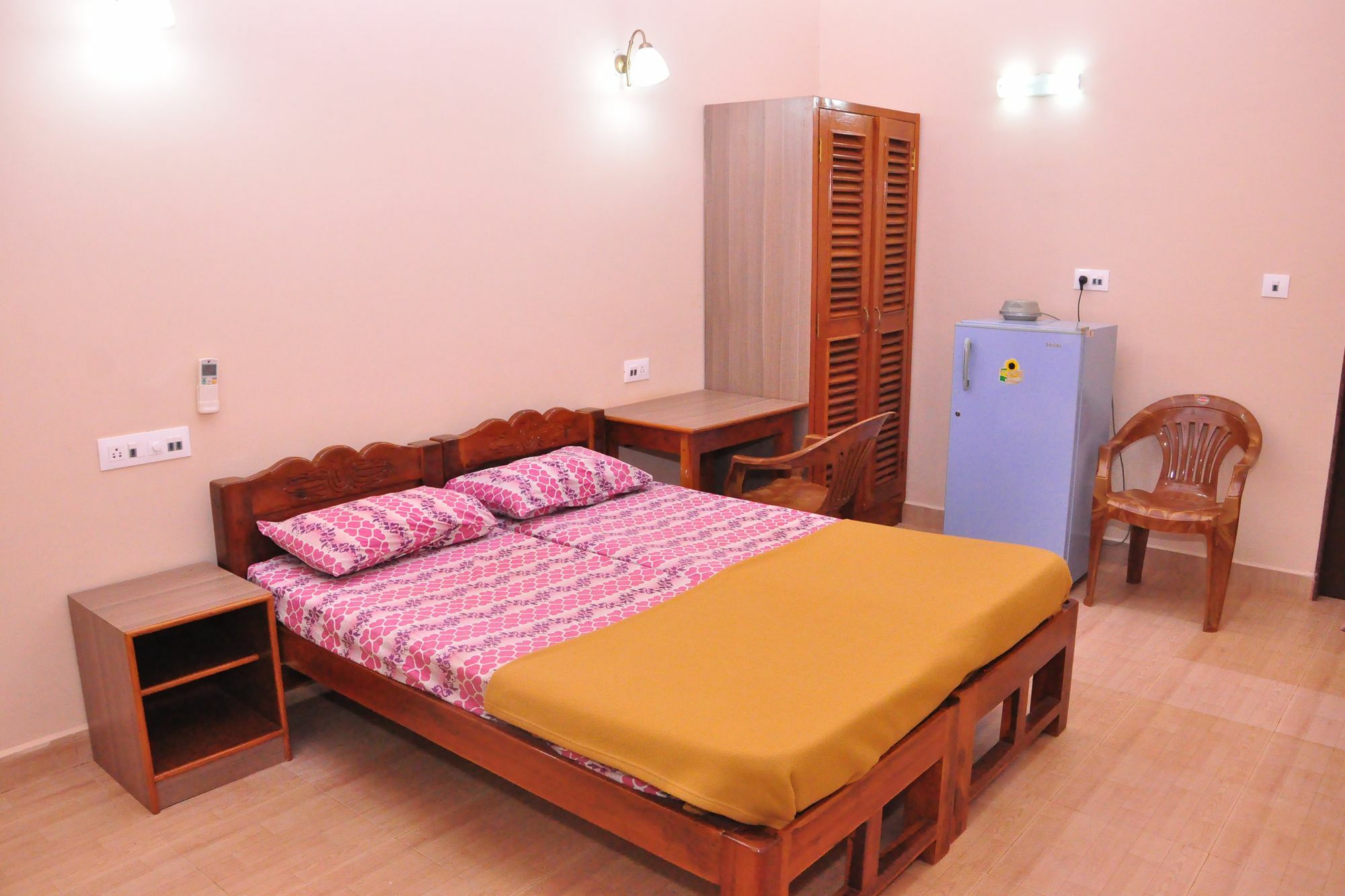 Anjuna Blue Resort Luaran gambar