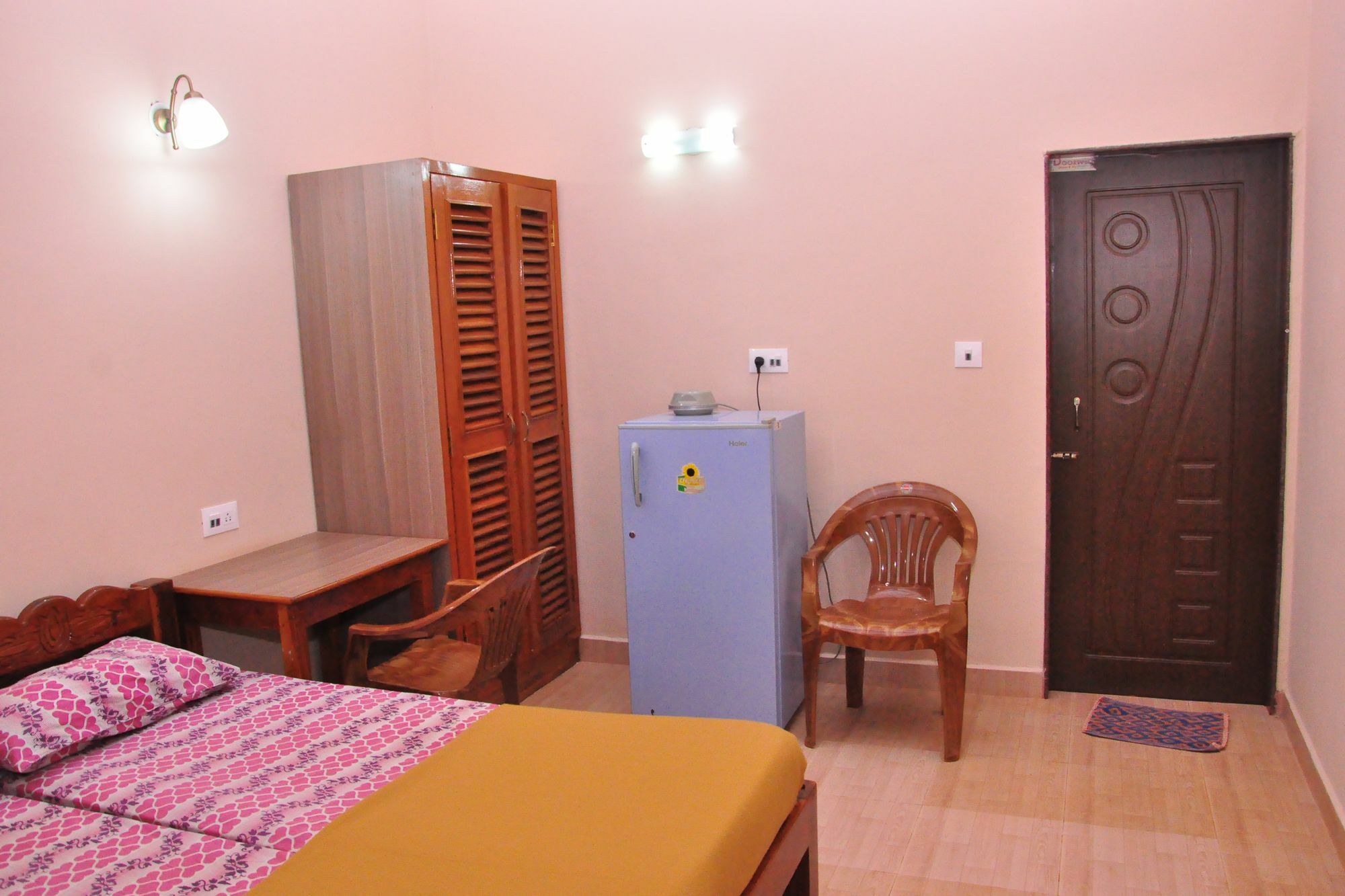 Anjuna Blue Resort Luaran gambar